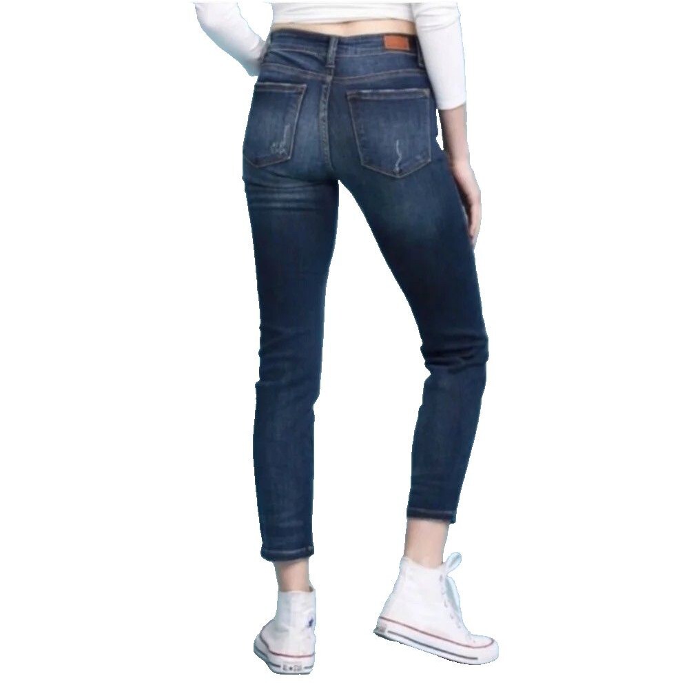 Judy Blue Aila Short Mid Rise Cropped Relax Fit Jeans Size 9 / 29 JB82251DK